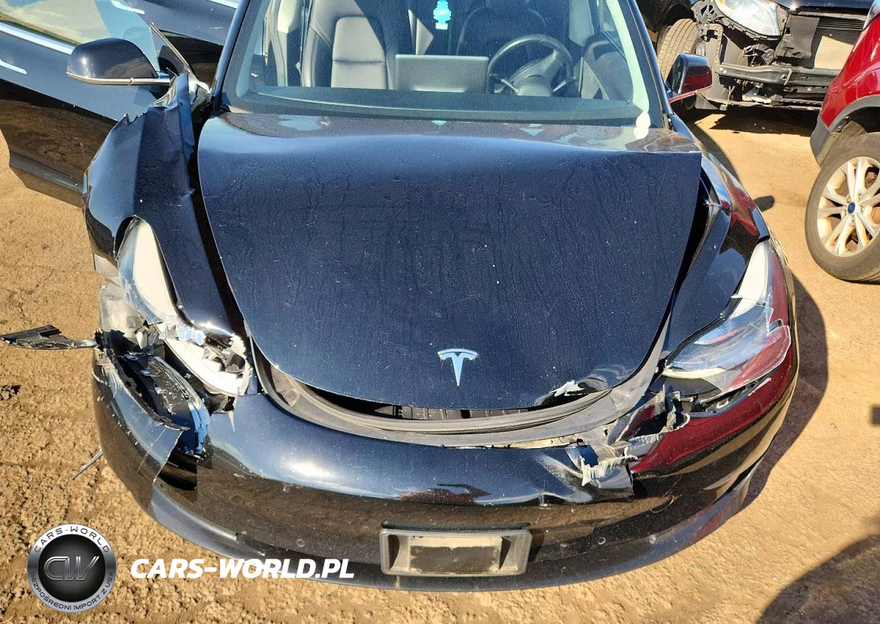 2018 Tesla Model 3 VIN:5YJ3E1EB6JF068160 - 11