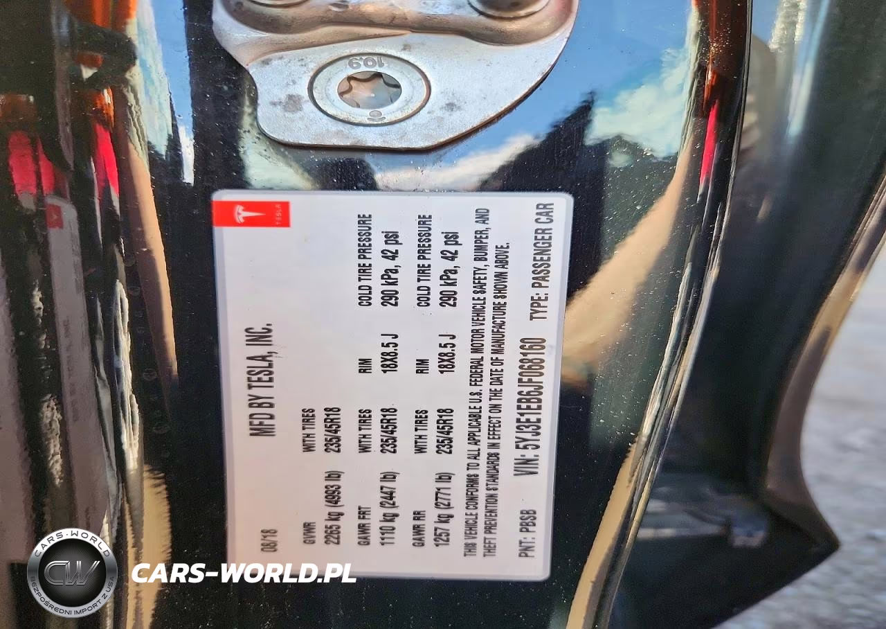 2018 Tesla Model 3 VIN:5YJ3E1EB6JF068160 - 12