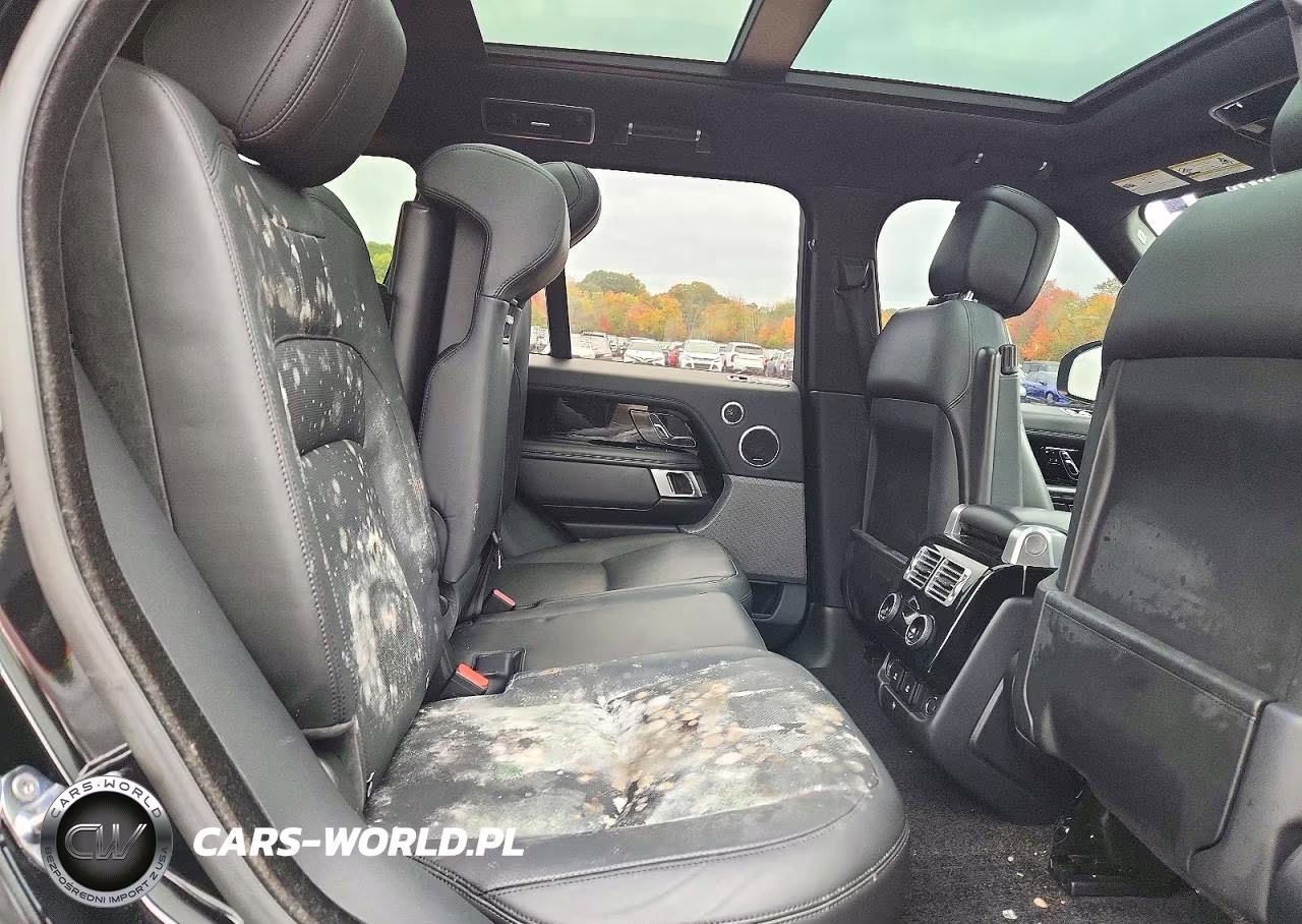 2018 Land Rover Range Rover Supercharged VIN:SALGS2RE8JA395715 - 11