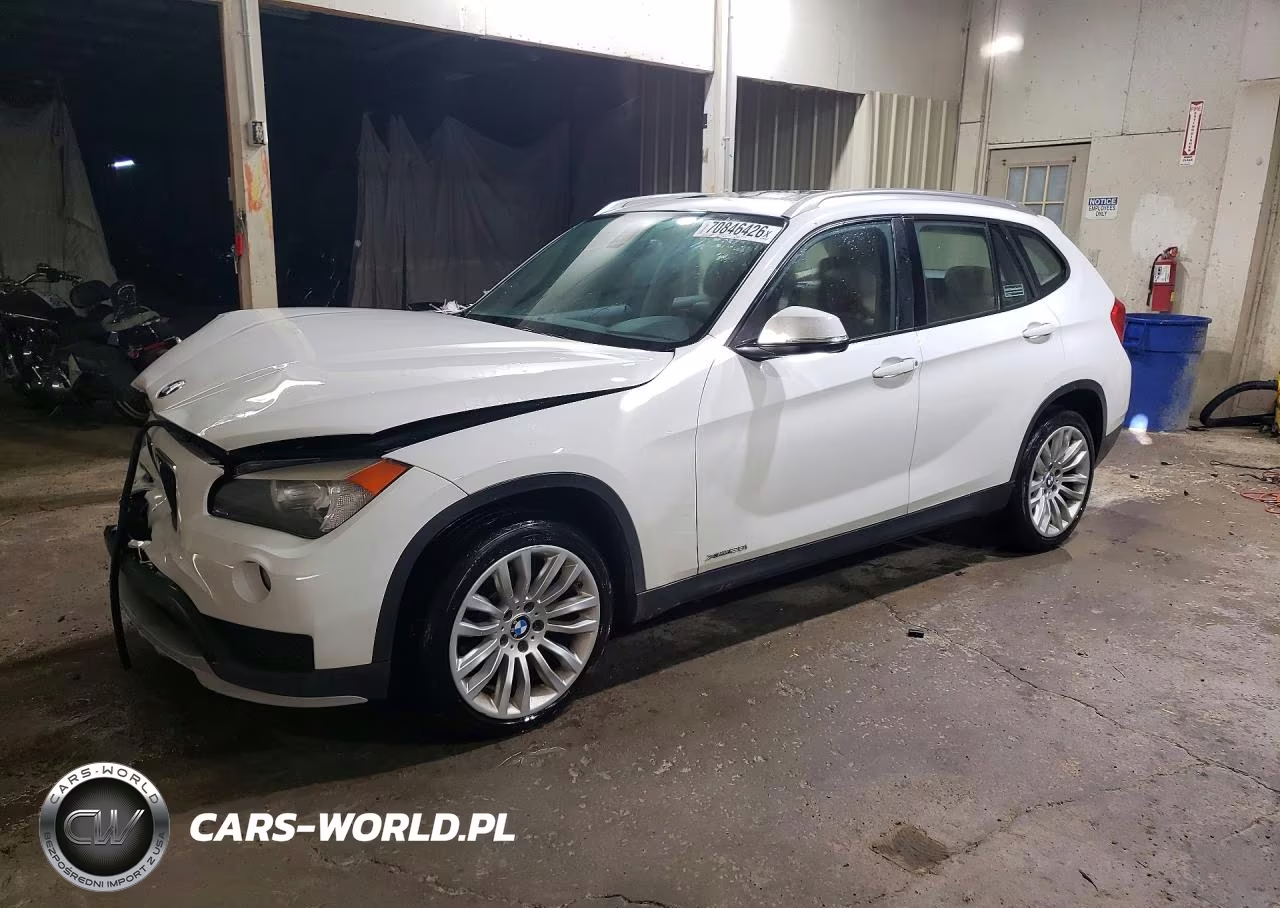 2015 BMW X1 xDrive28I VIN:WBAVL1C58FVY26341 - 1