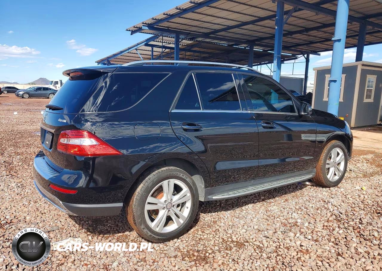 2015 Mercedes-Benz Ml 350 4Matic VIN:4JGDA5HB2FA589665 - 3