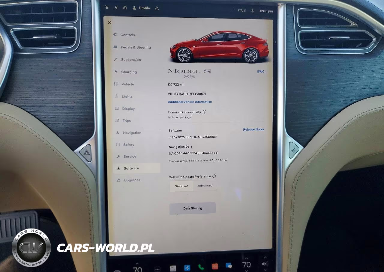 2014 Tesla Model S VIN:5YJSA1H17EFP30571 - 9