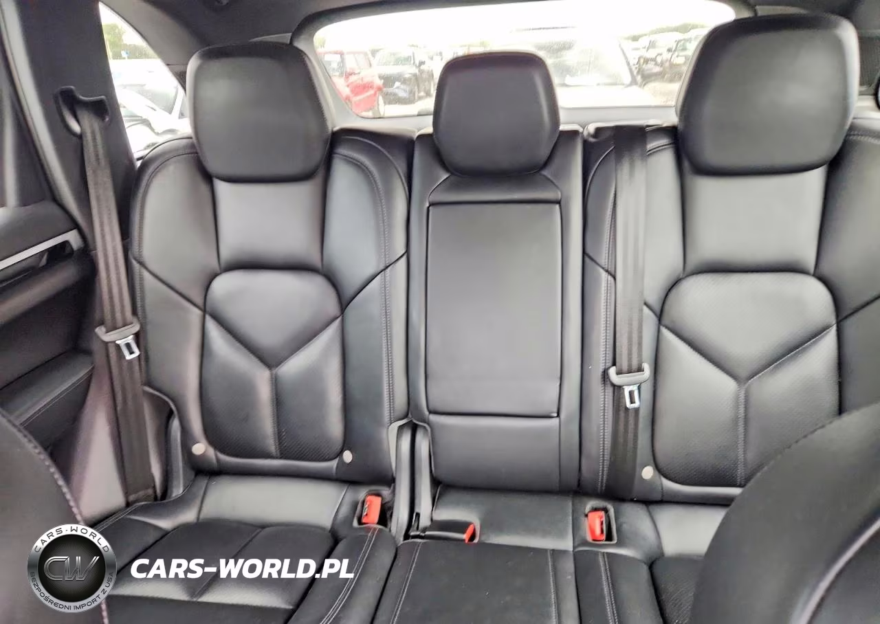2018 Porsche Cayenne VIN:WP1AA2A25JKA06443 - 10