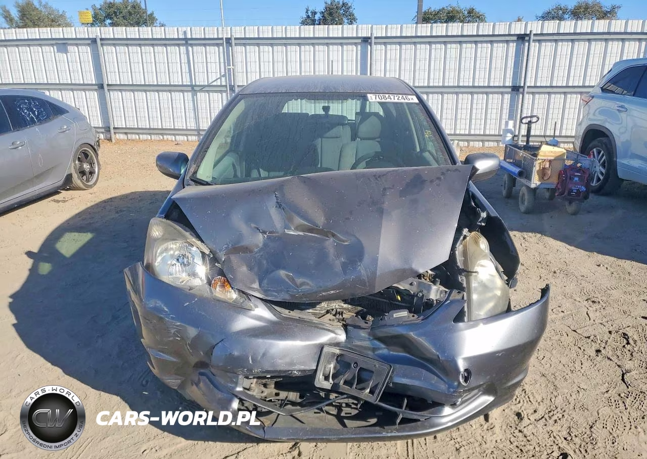 2012 Honda Fit VIN:JHMGE8H35CC034434 - 5