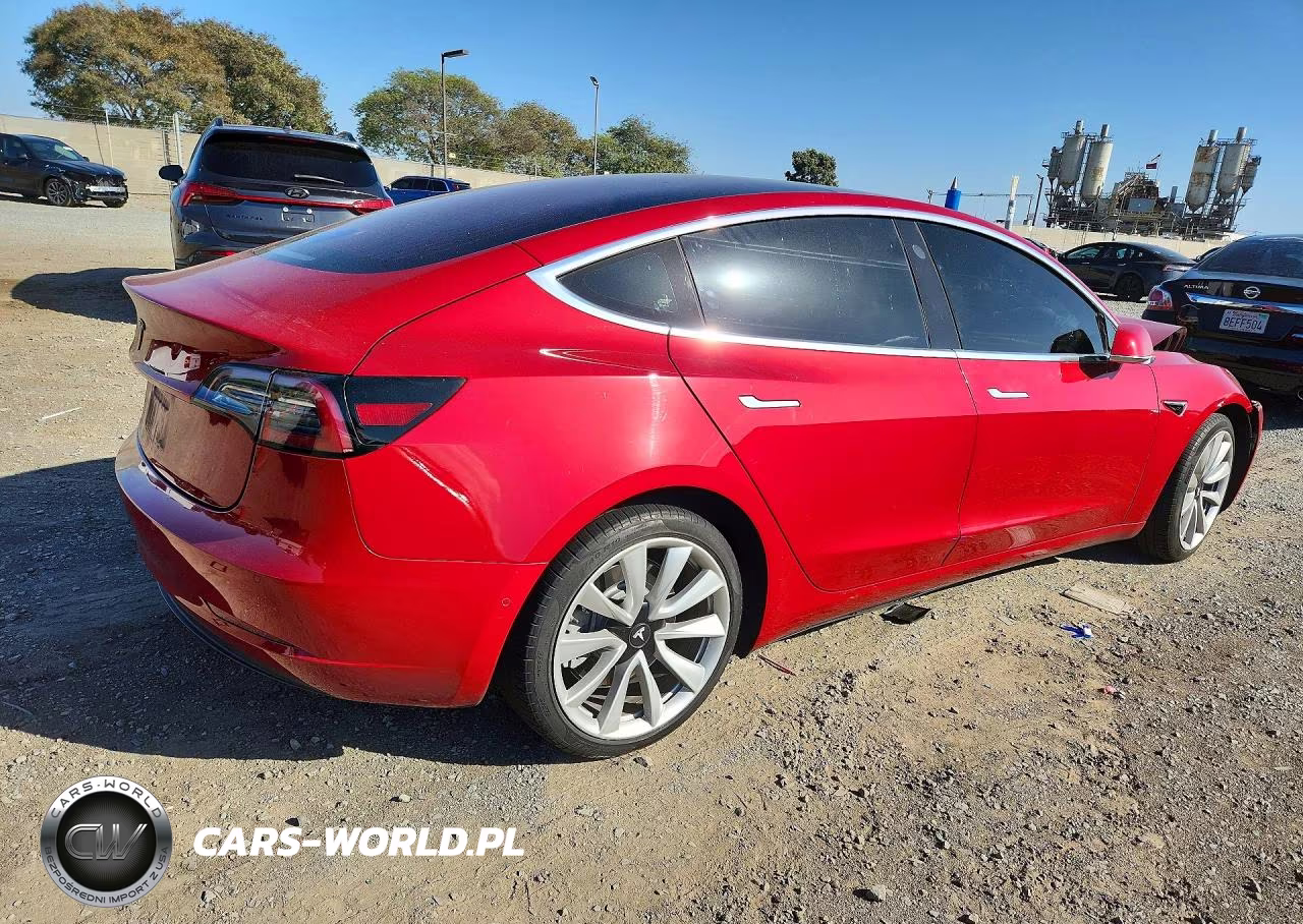 2018 Tesla Model 3 VIN:5YJ3E1EA5JF155054 - 3