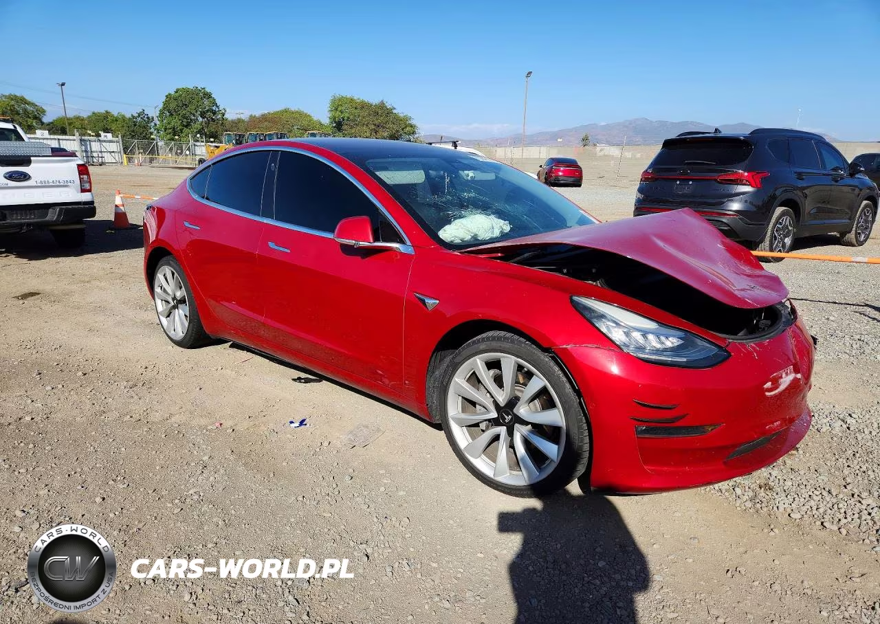 2018 Tesla Model 3 VIN:5YJ3E1EA5JF155054 - 4