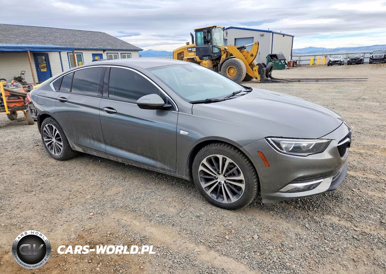 2018 Buick Regal Preferred Ii VIN:W04GM6SX7J1119962 - 4