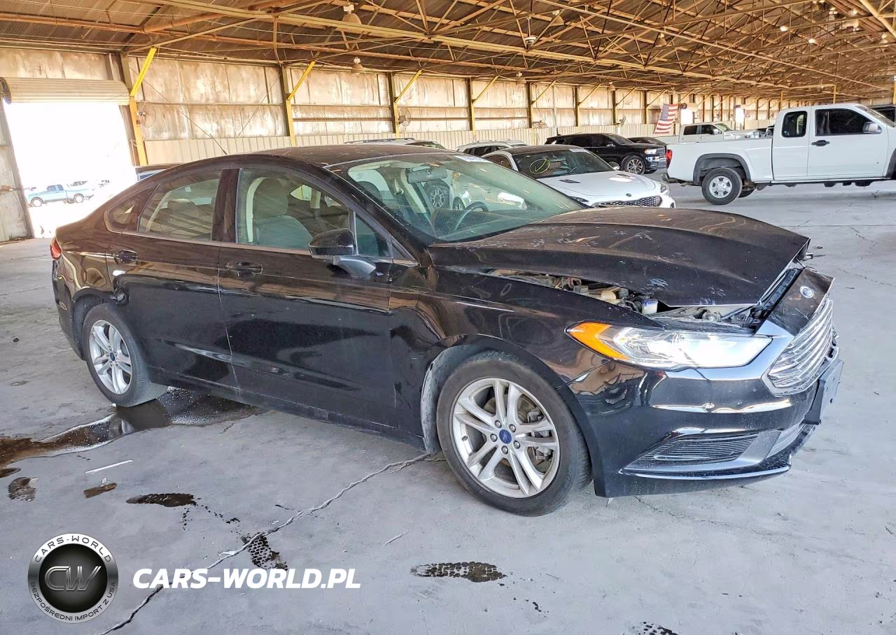 2018 Ford Fusion Se VIN:3FA6P0H72JR240956 - 4