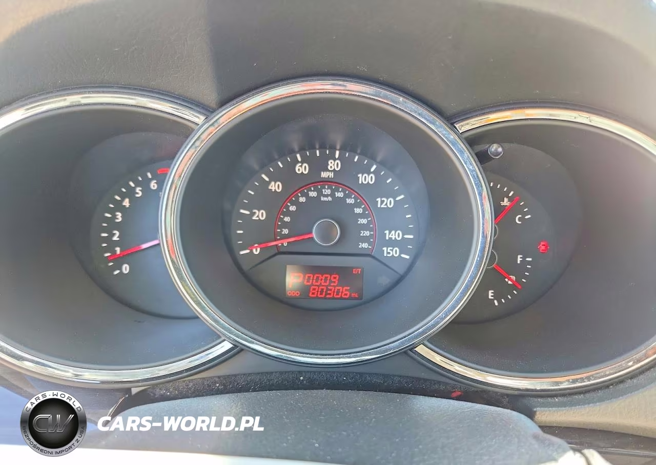 2011 Kia Sorento Lx VIN:5XYKT4A1XBG076935 - 9
