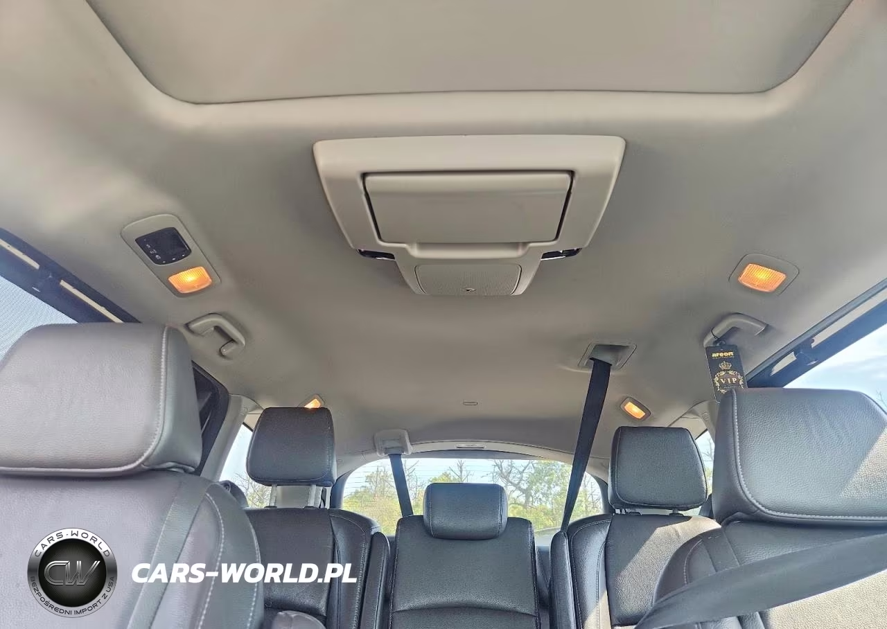 2021 Honda Odyssey Touring VIN:5FNRL6H86MB006680 - 10