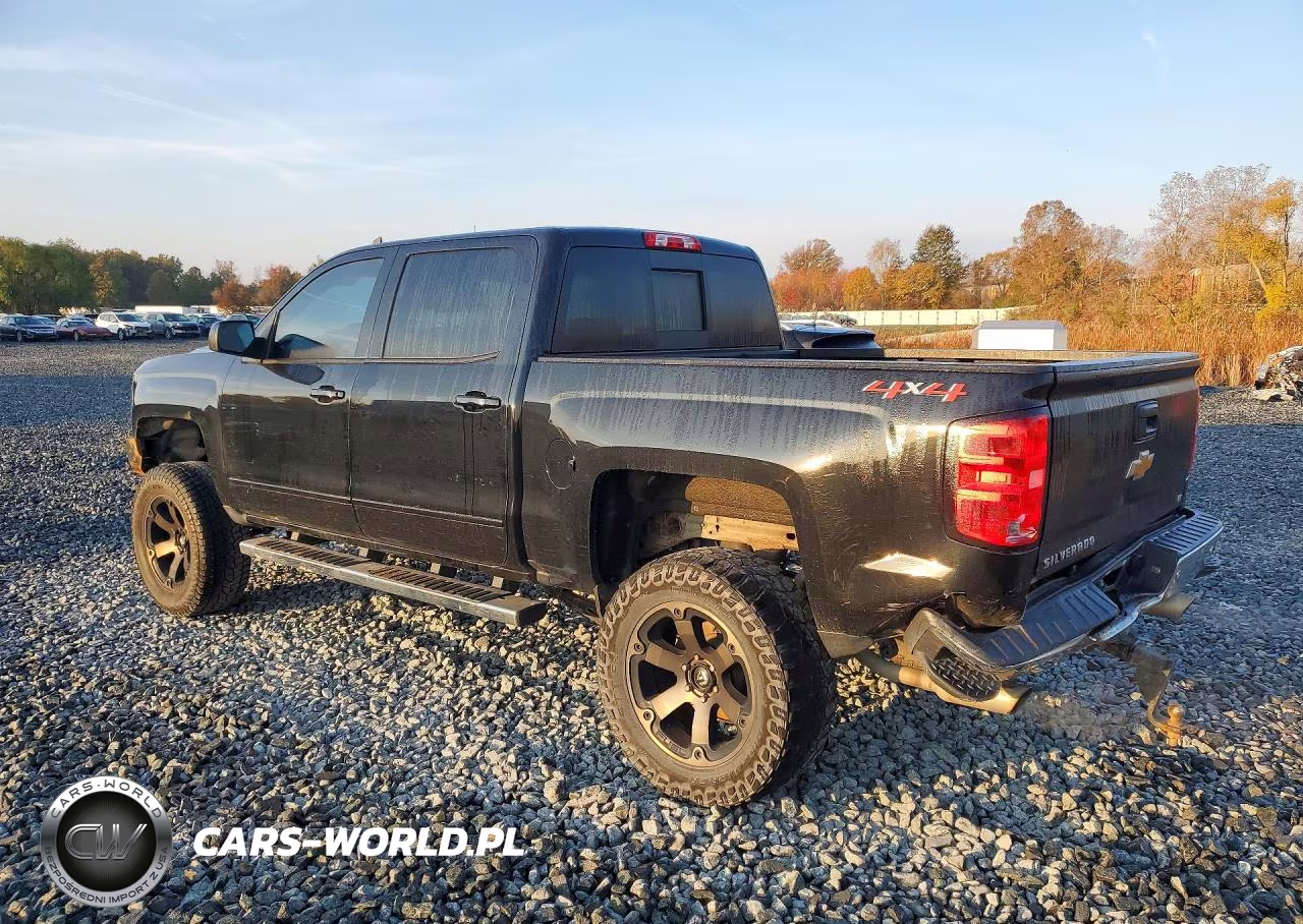 2018 Chevrolet Silverado K1500 Lt VIN:3GCUKREC2JG187967 - 2