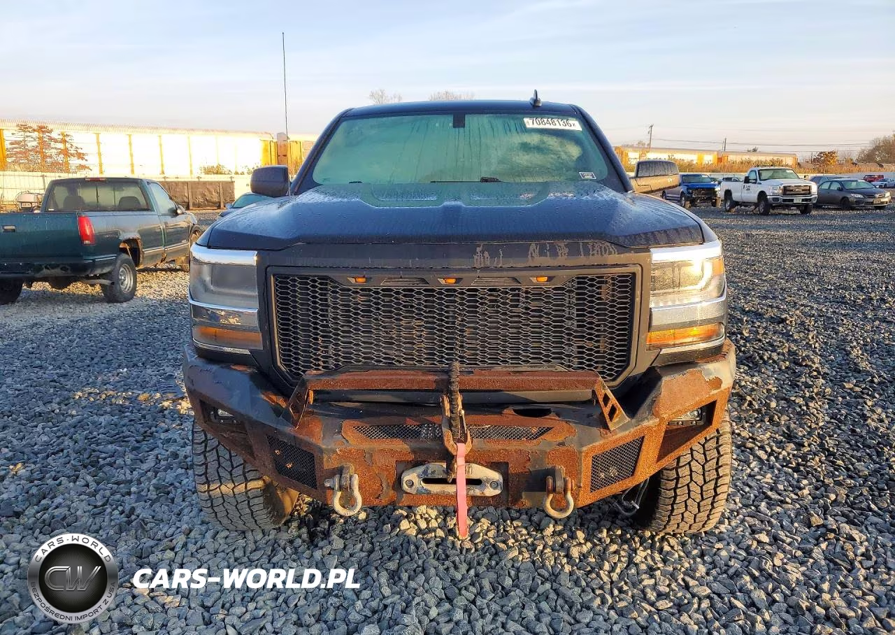 2018 Chevrolet Silverado K1500 Lt VIN:3GCUKREC2JG187967 - 5