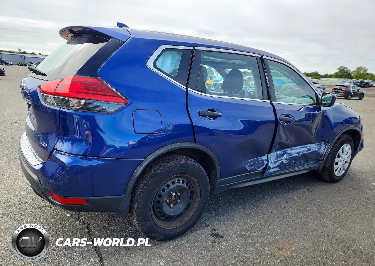 2017 Nissan Rogue S VIN:JN8AT2MV0HW011140 - 3
