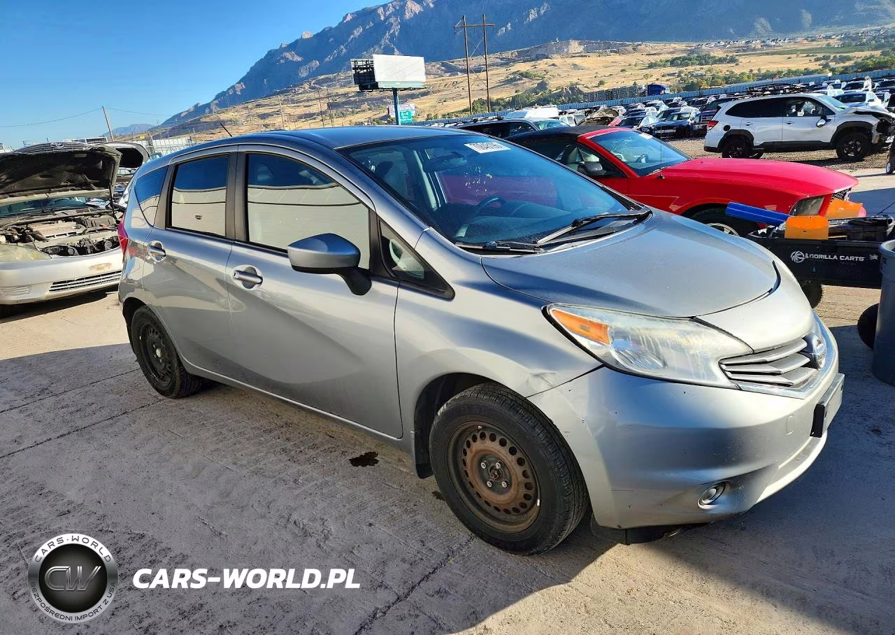2015 Nissan Versa Note S VIN:3N1CE2CP5FL377389 - 4