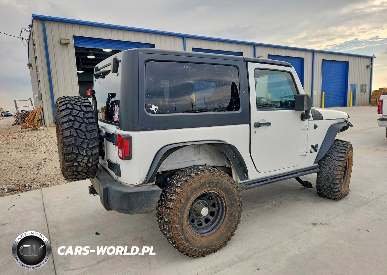 2013 Jeep Wrangler Sport VIN:1C4AJWAG2DL565547 - 3