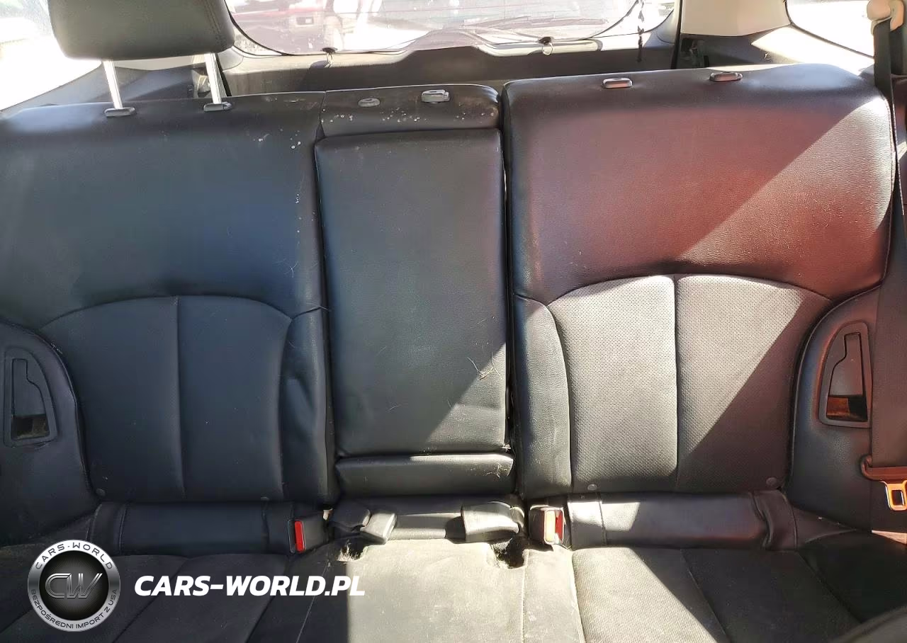 2014 Subaru Outback 3.6R Limited VIN:4S4BRDMCXE2209960 - 10