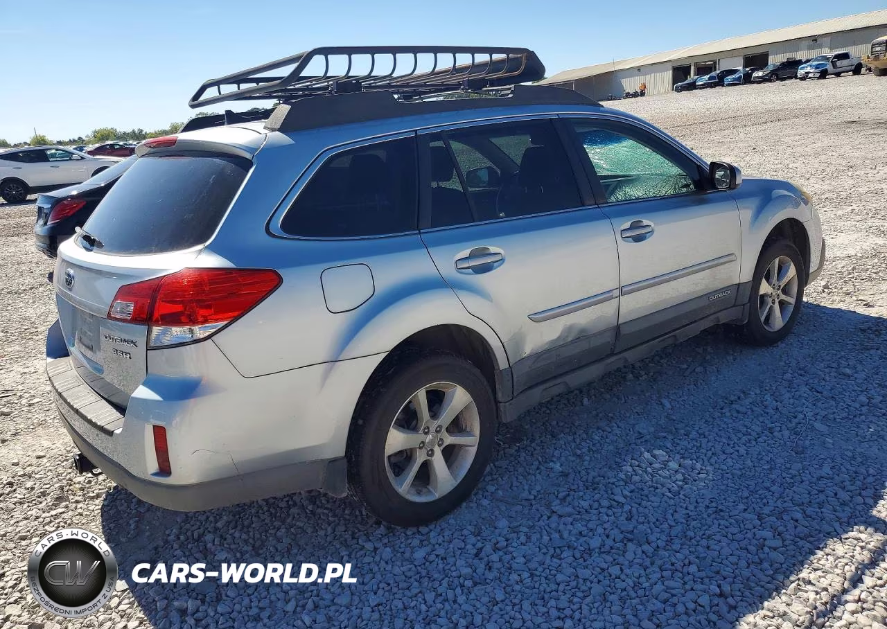 2014 Subaru Outback 3.6R Limited VIN:4S4BRDMCXE2209960 - 3