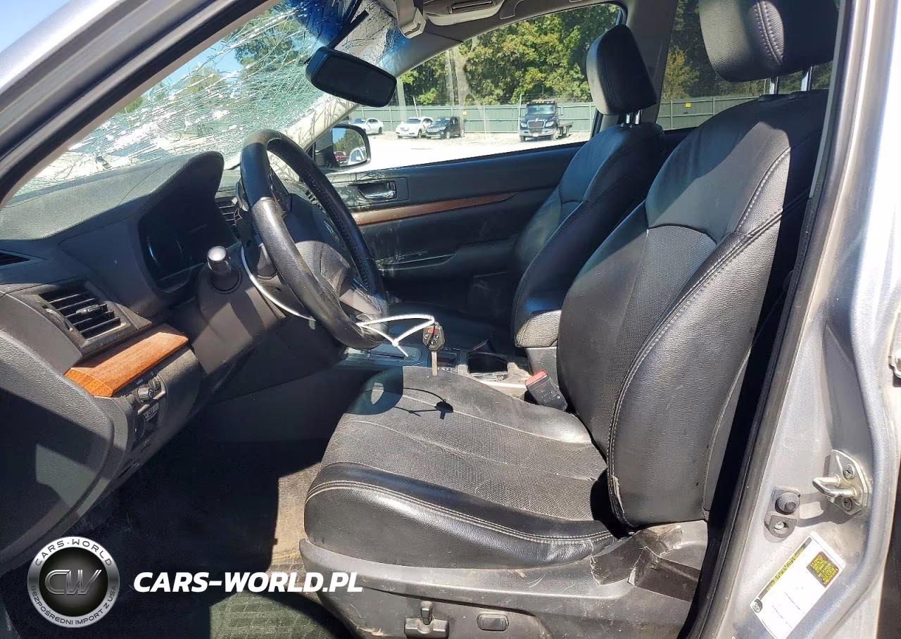 2014 Subaru Outback 3.6R Limited VIN:4S4BRDMCXE2209960 - 7