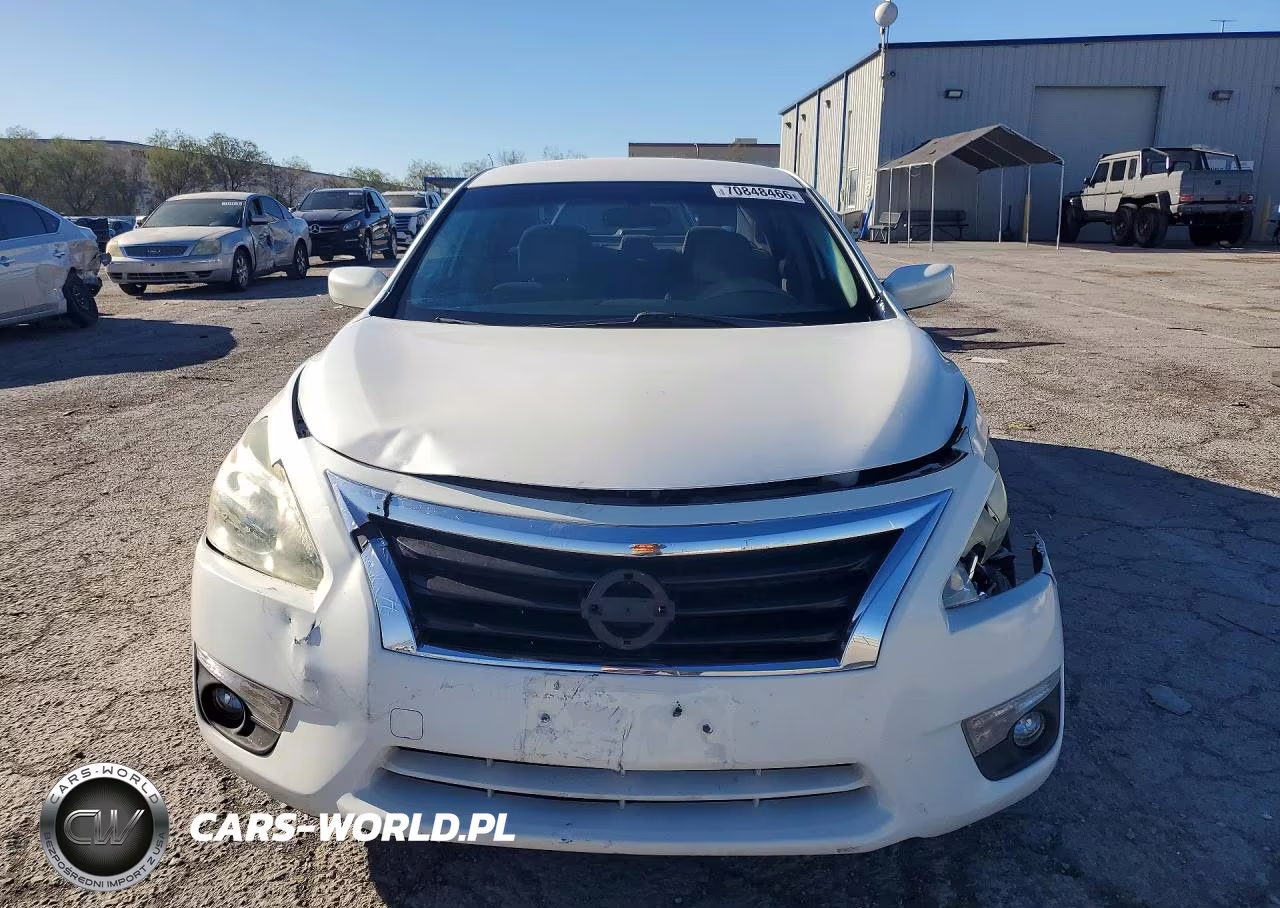 2014 Nissan Altima 2.5 S VIN:1N4AL3AP3EC427872 - 5