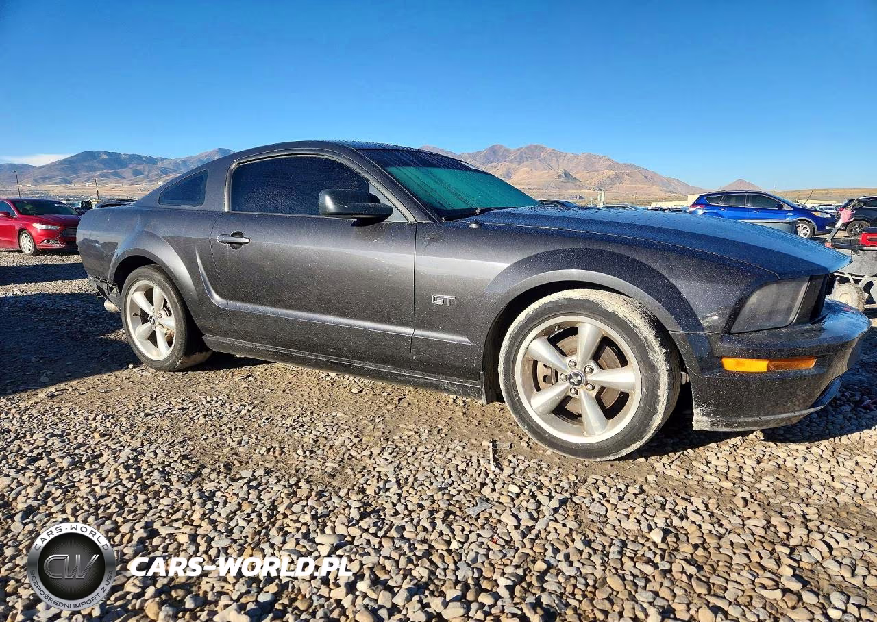 2007 Ford Mustang Gt VIN:1ZVFT82H375202408 - 4