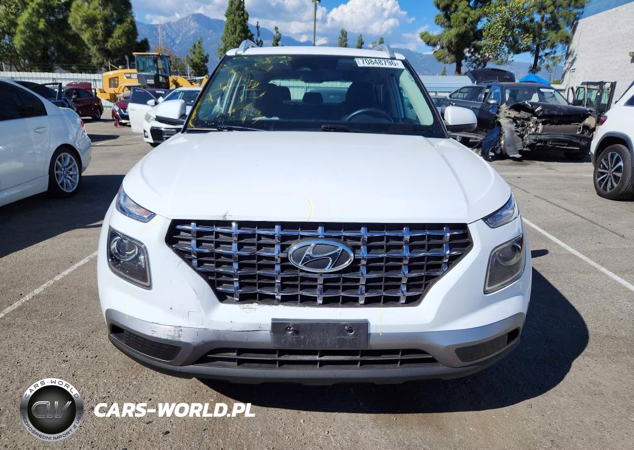 2025 Hyundai Venue Sel VIN:KMHRC8A31SU401778 - 5