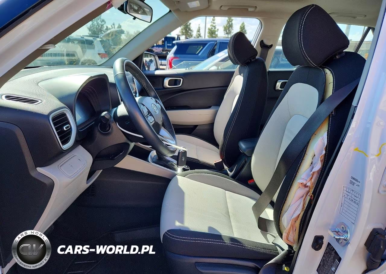 2025 Hyundai Venue Sel VIN:KMHRC8A31SU401778 - 7
