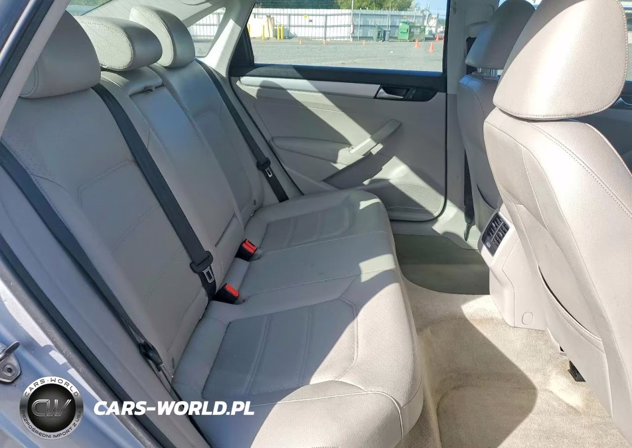 2013 Volkswagen Passat Se VIN:1VWBN7A32DC043011 - 10