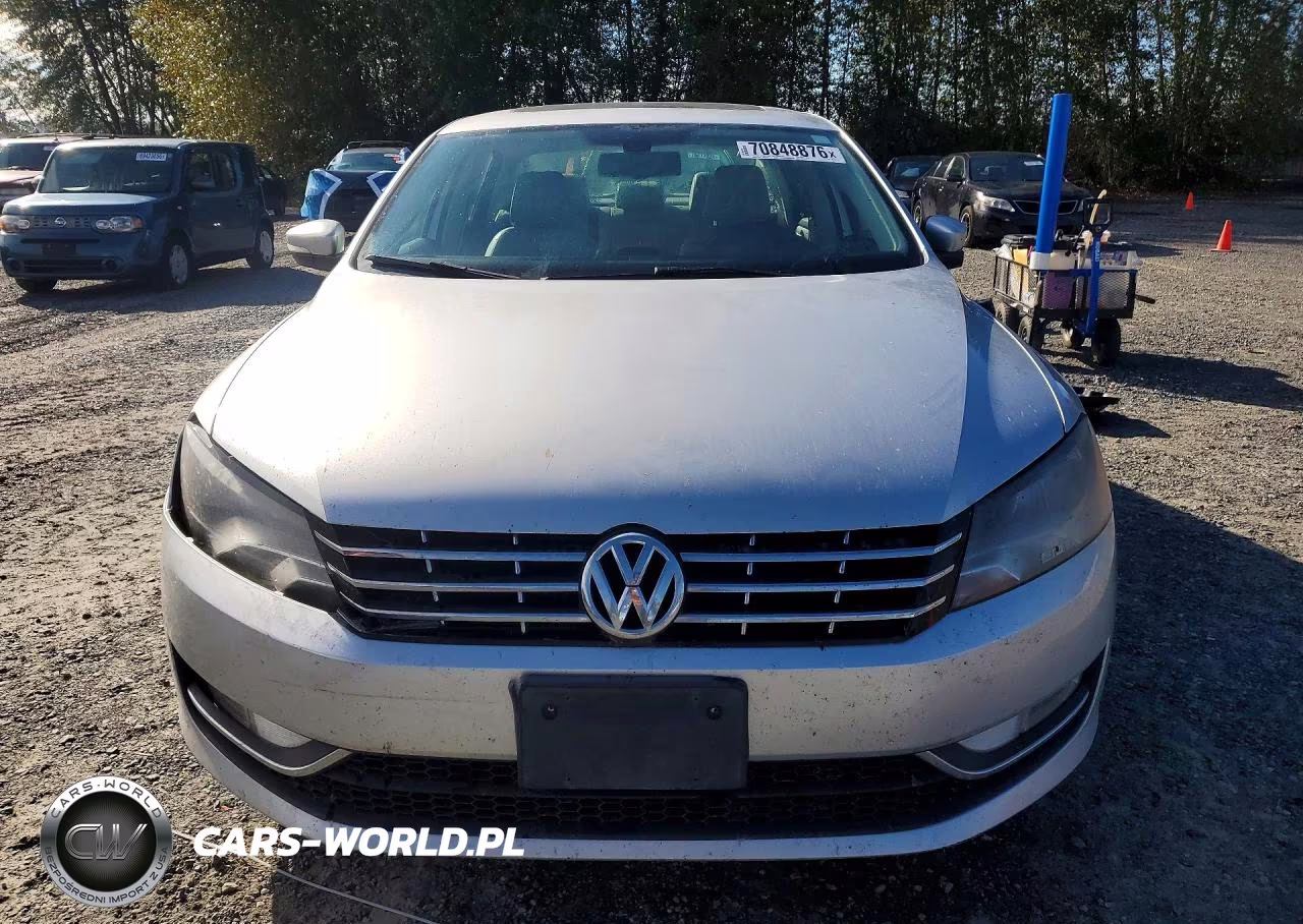 2013 Volkswagen Passat Se VIN:1VWBN7A32DC043011 - 5