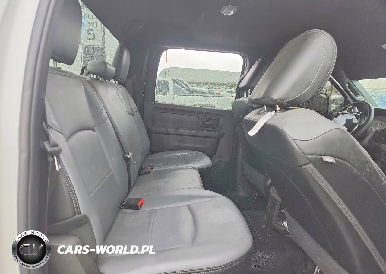 2026 Ram 2500 Tradesman VIN:3C6UR5HJ0TG318676 - 10