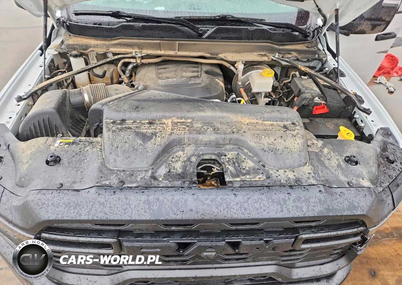 2026 Ram 2500 Tradesman VIN:3C6UR5HJ0TG318676 - 11
