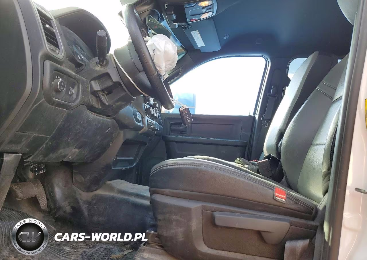 2026 Ram 2500 Tradesman VIN:3C6UR5HJ0TG318676 - 7