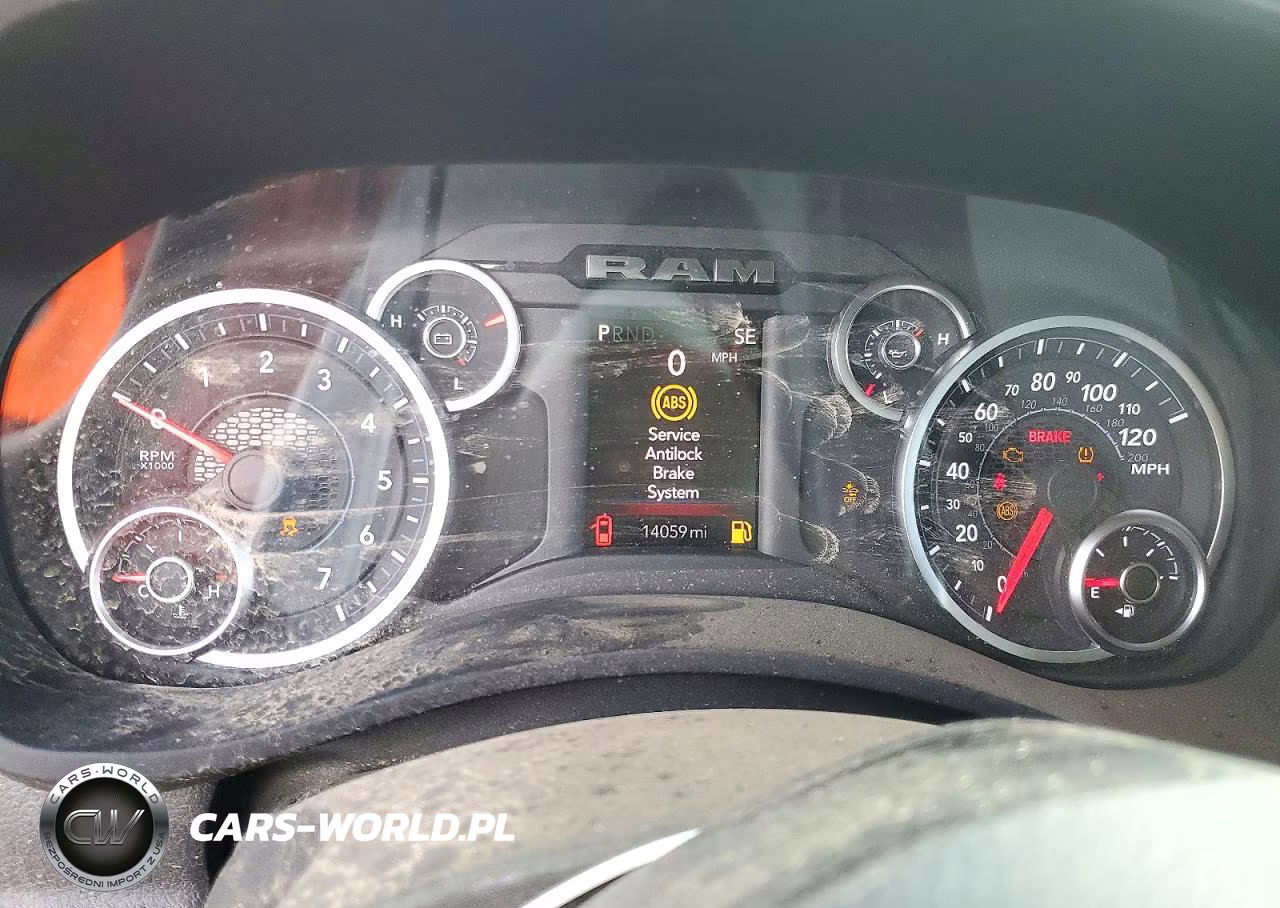 2026 Ram 2500 Tradesman VIN:3C6UR5HJ0TG318676 - 9