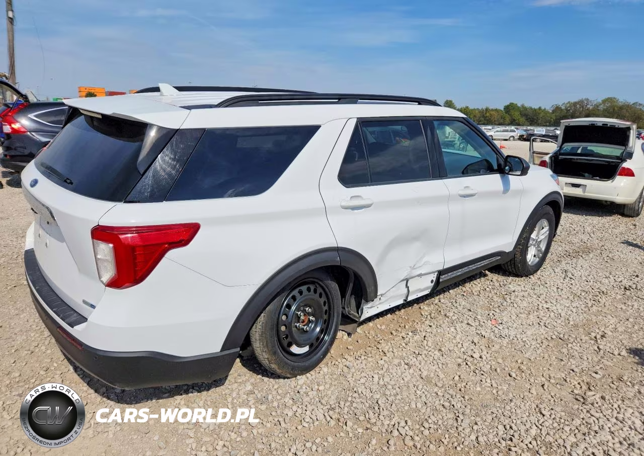 2020 Ford Explorer Xlt VIN:1FMSK8DHXLGC26104 - 3