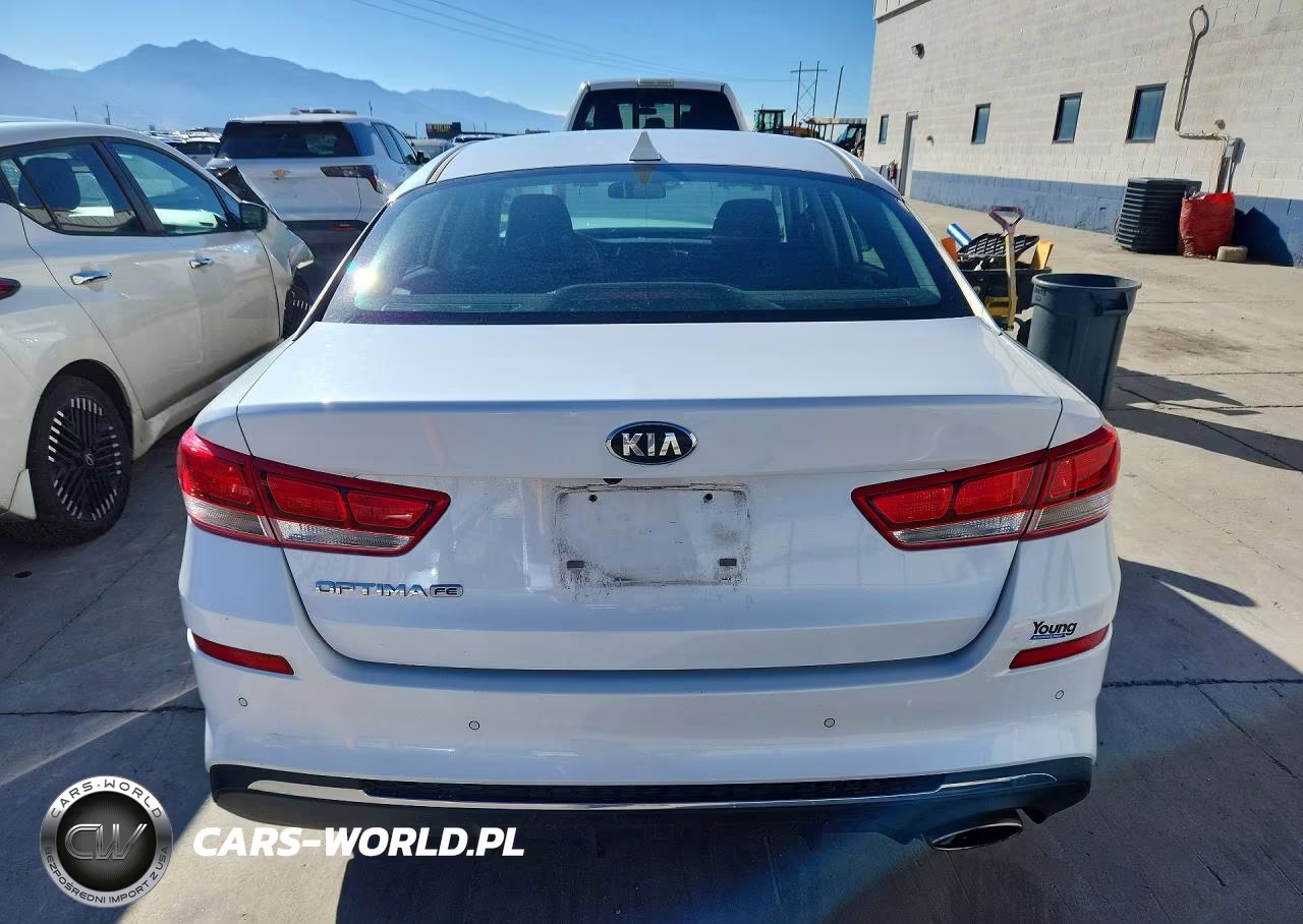 2020 Kia Optima Lx VIN:5XXGT4L35LG422576 - 6