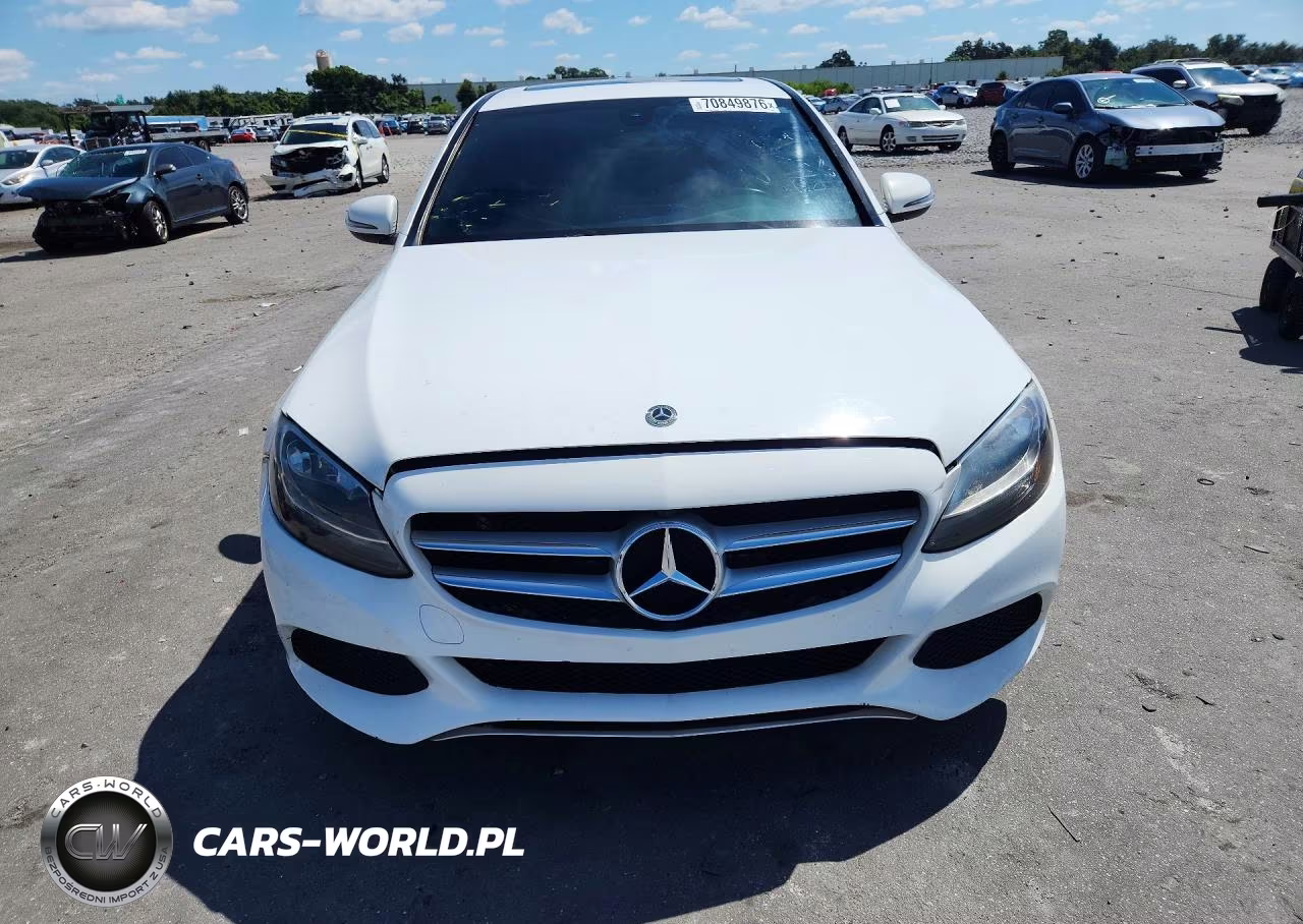 2018 Mercedes-Benz C 300 VIN:55SWF4JB4JU261603 - 5