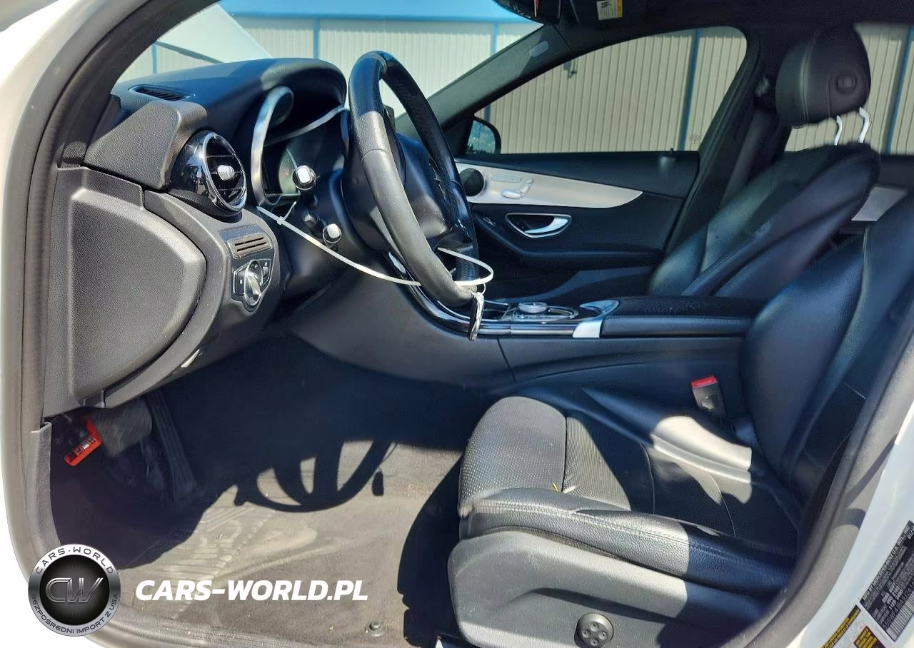 2018 Mercedes-Benz C 300 VIN:55SWF4JB4JU261603 - 7