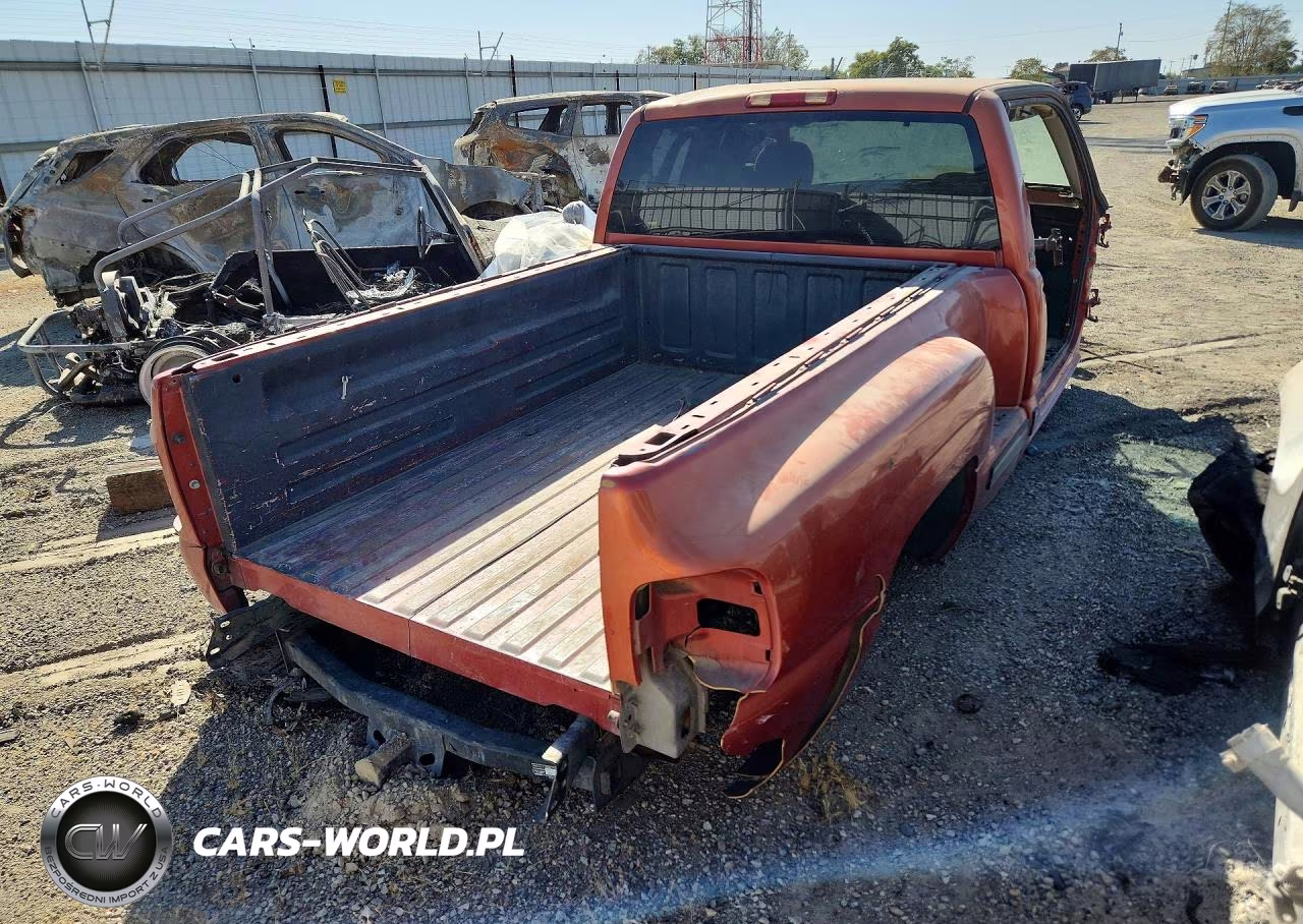 2001 Chevrolet Silverado C1500 VIN:2GCEC19V511378869 - 3