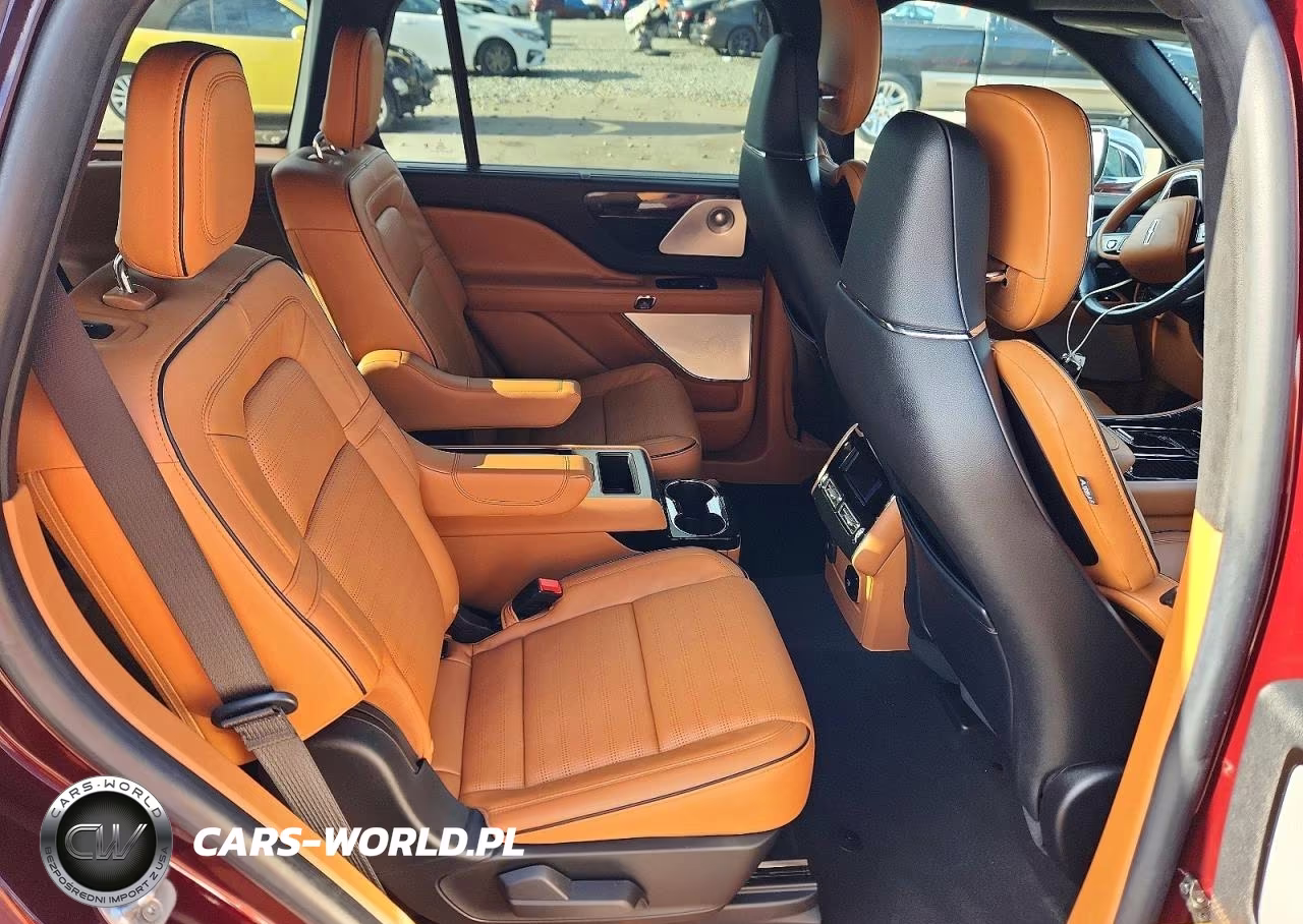2022 Lincoln Aviator Black Label Grand Touring VIN:5LMYJ9YY8NNL01634 - 11