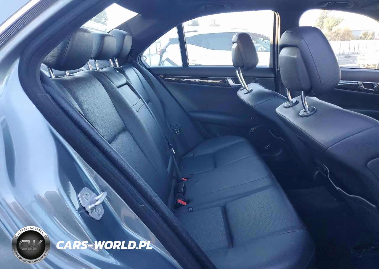 2012 Mercedes-Benz C 350 VIN:WDDGF5HB4CR222448 - 10