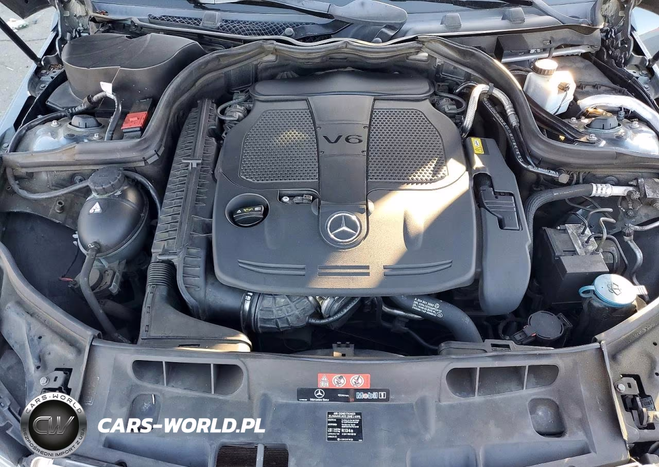 2012 Mercedes-Benz C 350 VIN:WDDGF5HB4CR222448 - 11