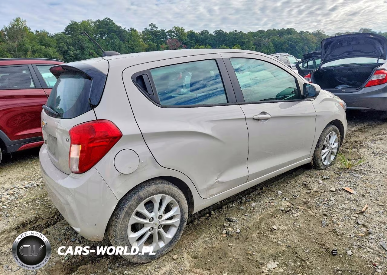 2020 Chevrolet Spark 1Lt VIN:KL8CD6SA3LC458752 - 3