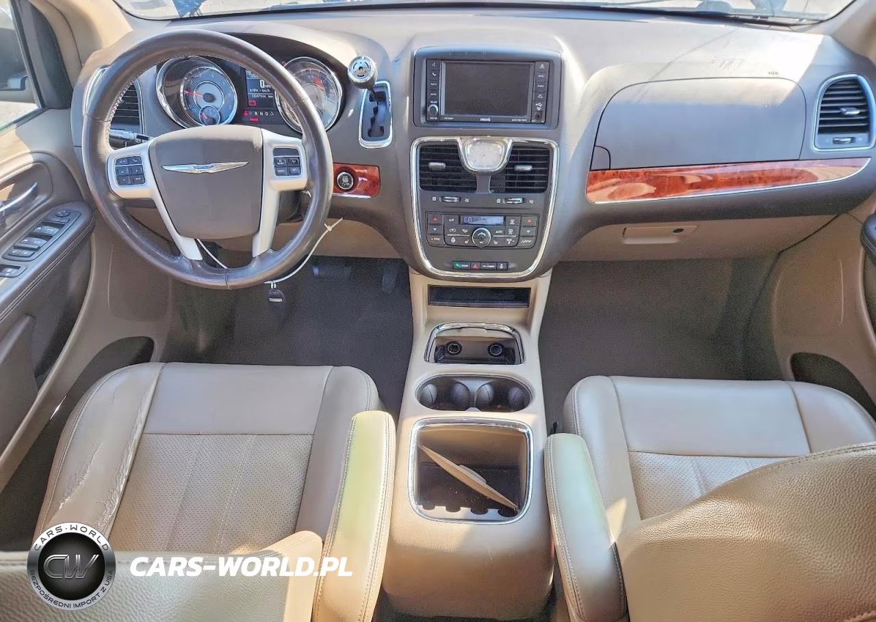 2015 Chrysler Town & Country Touring L VIN:2C4RC1CG1FR645980 - 8