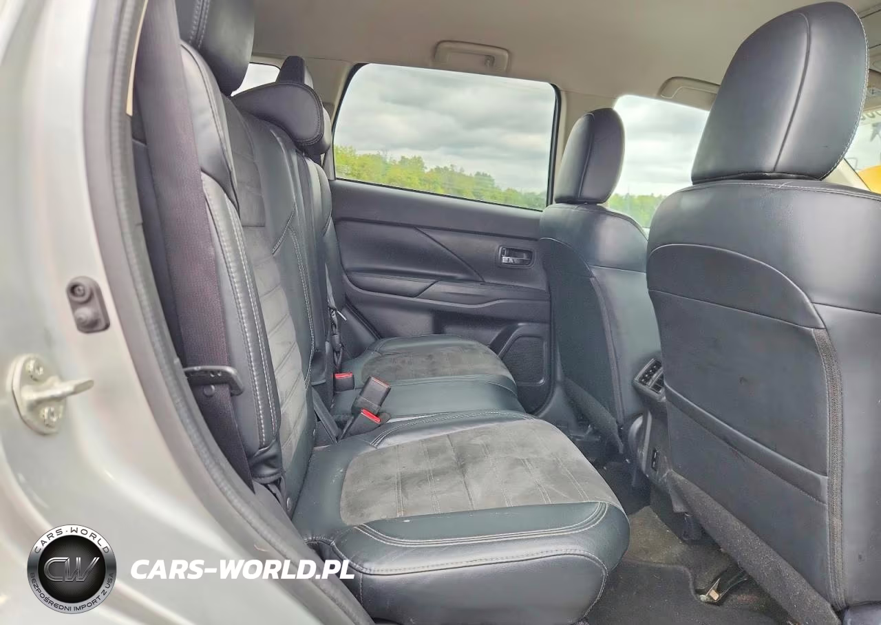 2020 Mitsubishi Outlander Se VIN:JA4AD3A32LZ044076 - 11