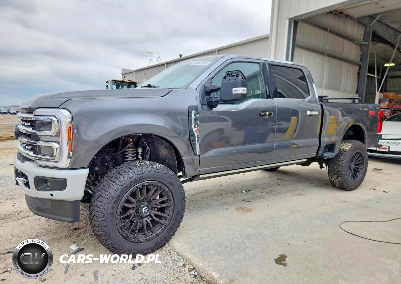 2023 Ford F250 Super Duty VIN:1FT8W2BM1PED61358 - 1