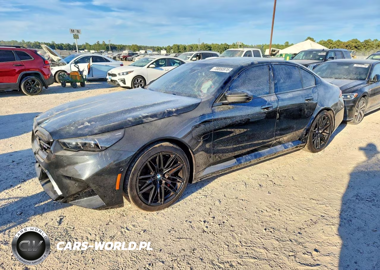 2025 BMW M5