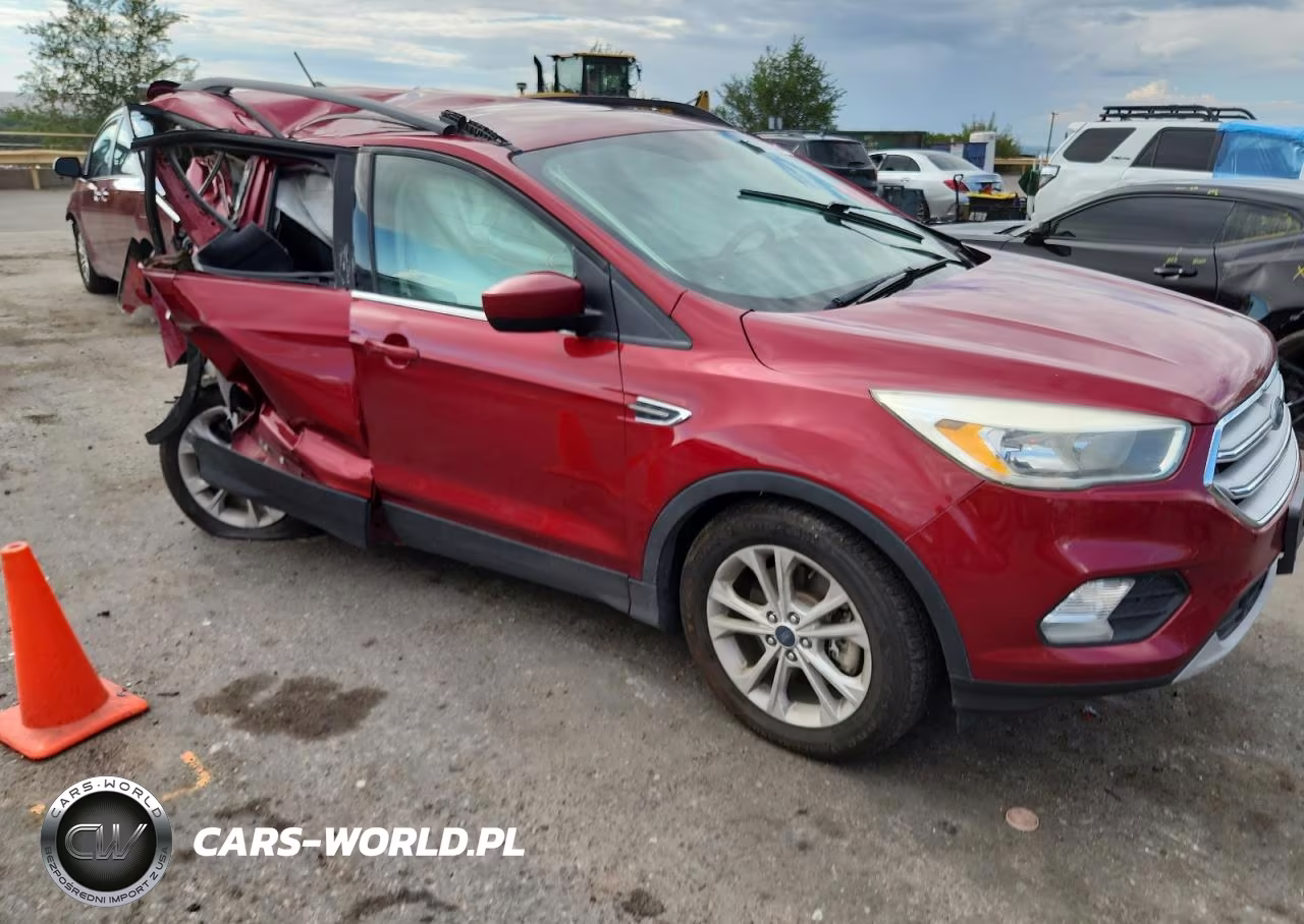 2018 Ford Escape Se VIN:1FMCU9GD8JUA55610 - 4