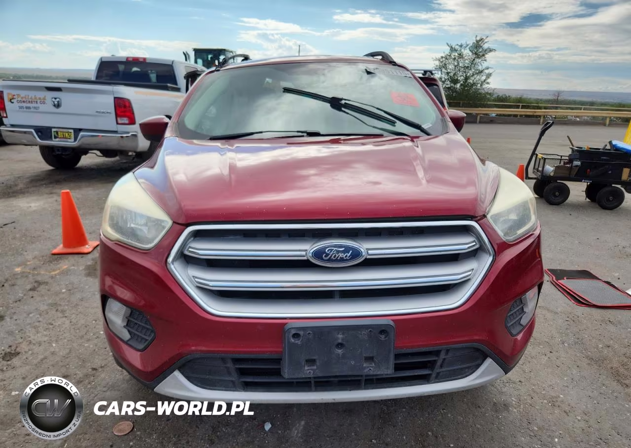 2018 Ford Escape Se VIN:1FMCU9GD8JUA55610 - 5