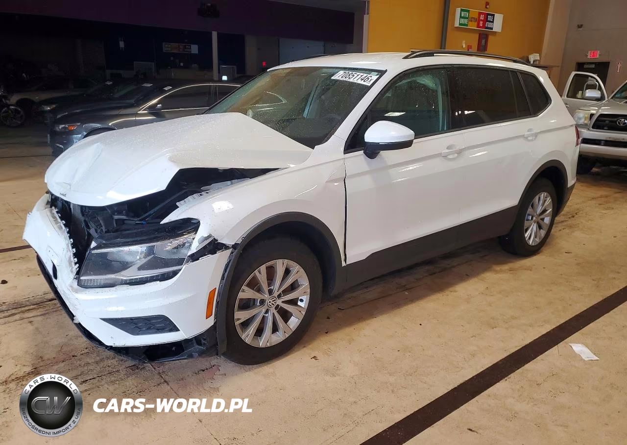 2018 Volkswagen Tiguan S VIN:3VV0B7AX5JM102232 - 1