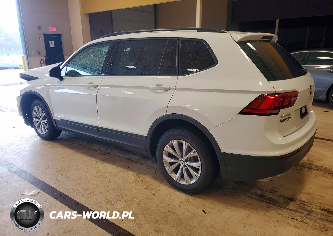 2018 Volkswagen Tiguan S VIN:3VV0B7AX5JM102232 - 2