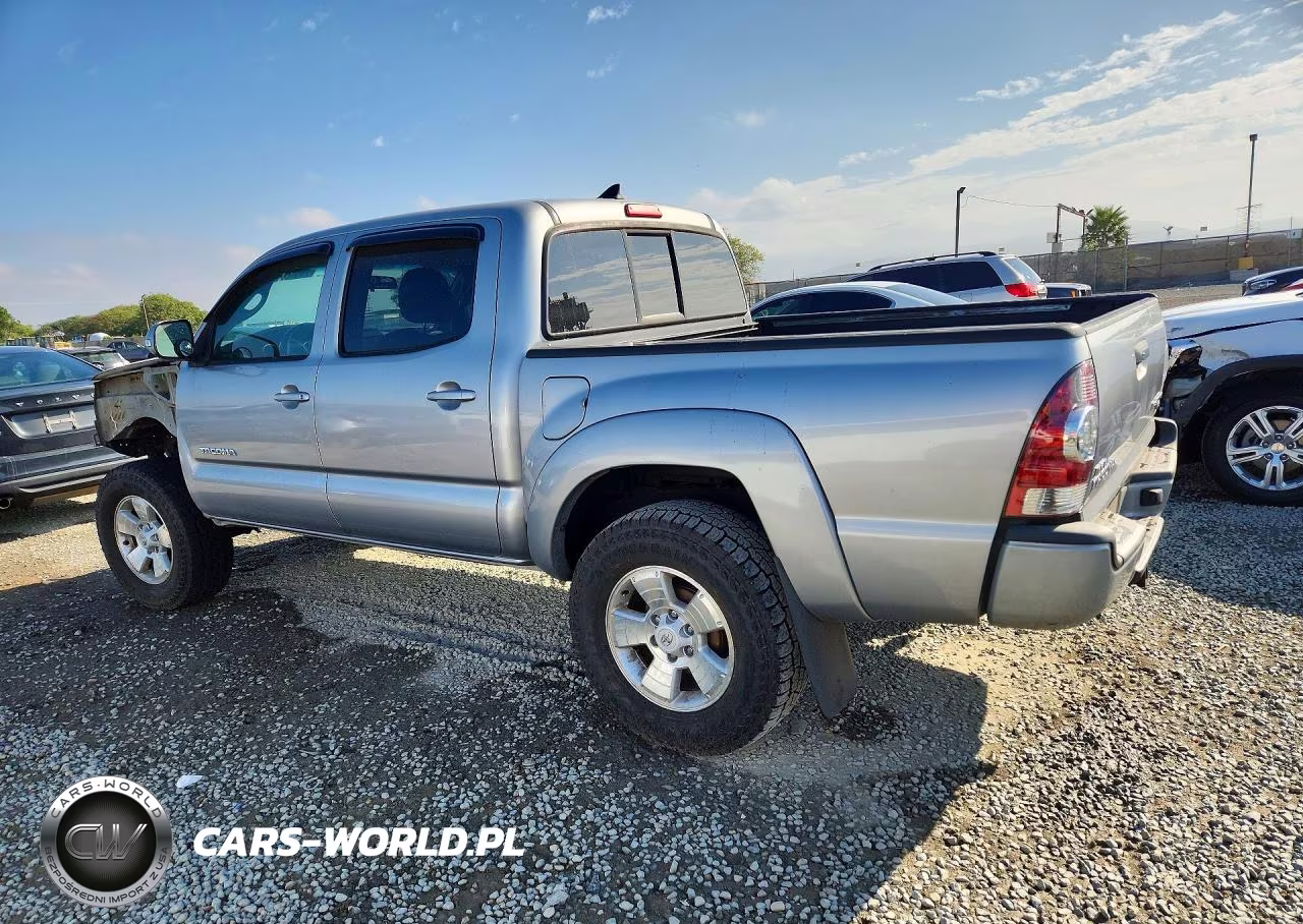 2015 Toyota Tacoma Double Cab Prerunner VIN:3TMJU4GN3FM174717 - 2